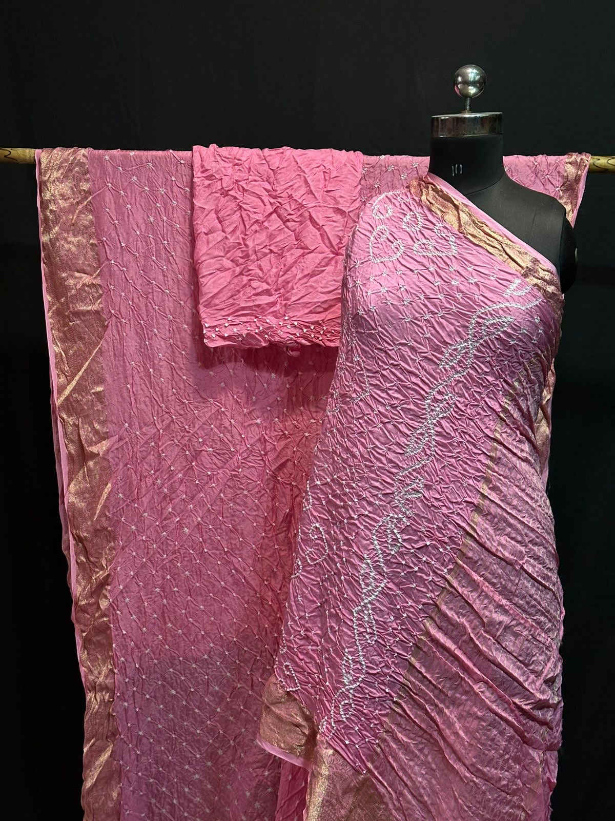 Buggle-gum Pink Bandhani Saree