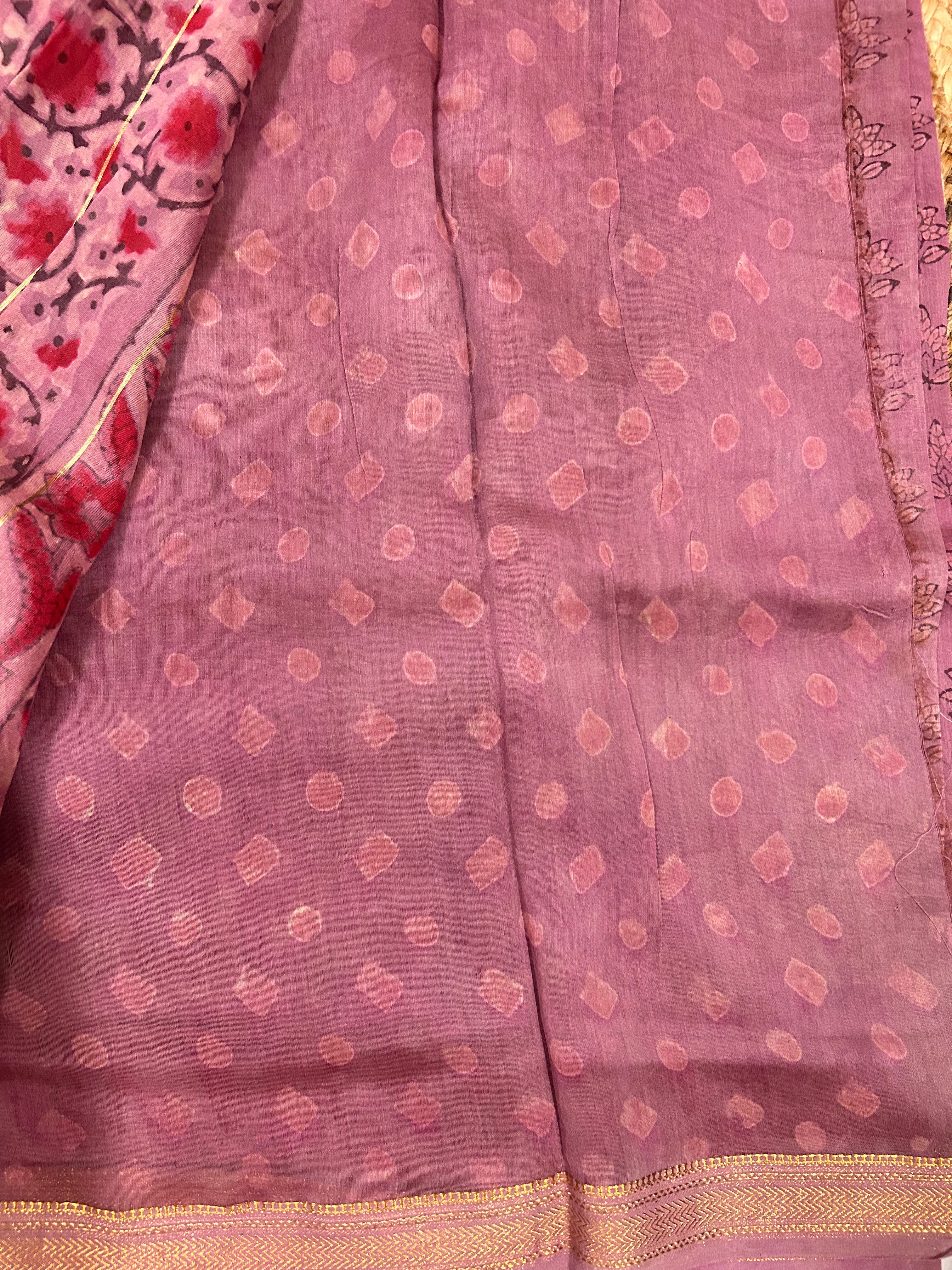 Onion Pink Maheshwari Vanaspati Ajrakh Silk Cotton Saree