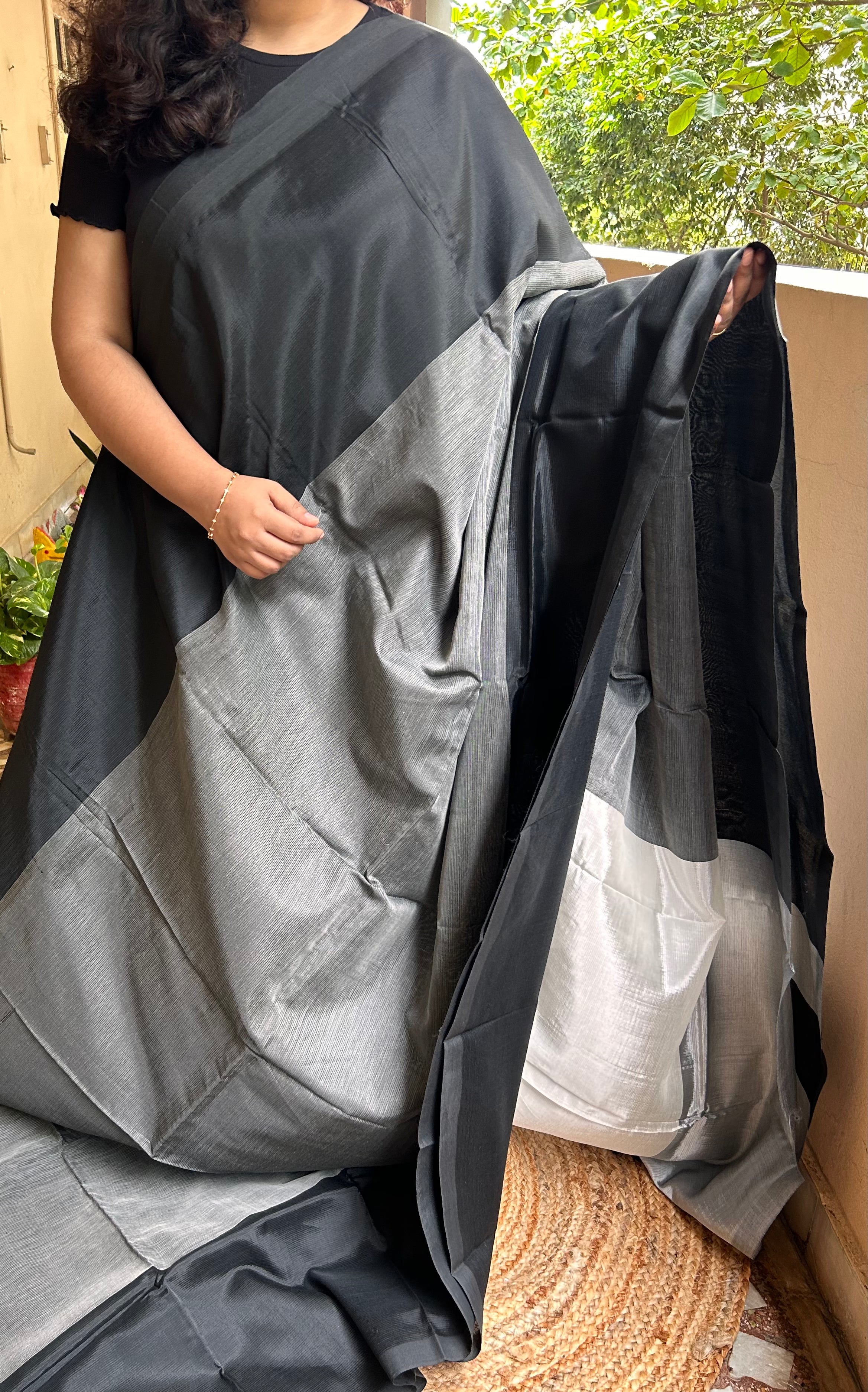 Black & Silver Mangalagiri Pattu Saree