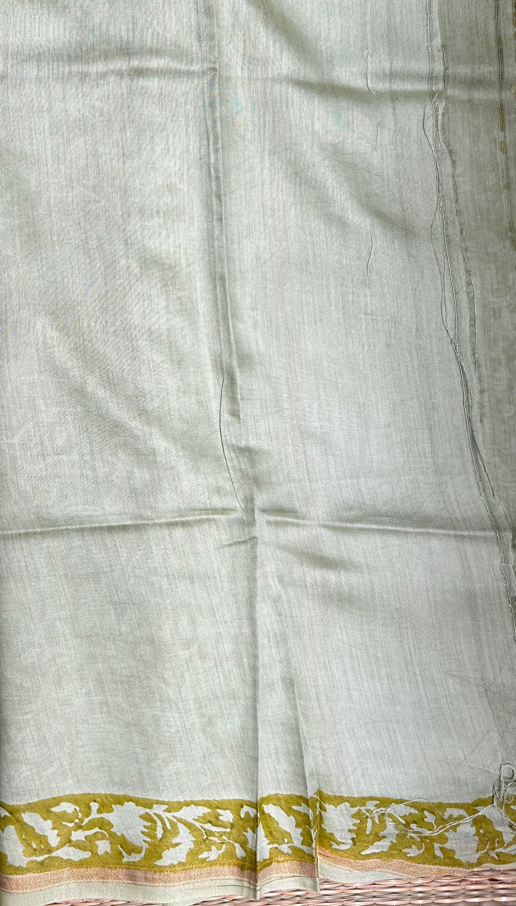 Light Leaf Green Maheshwari Silk Cotton Saree