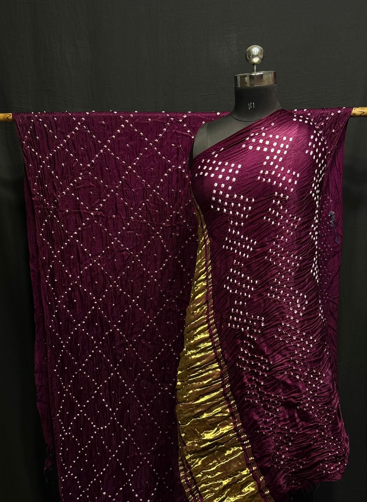 Magenta Modal Bandhini saree with Lagdi Patta Pallu